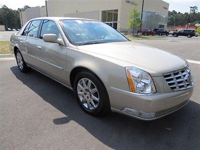 2009 cadillac dts - clean carfax, leather, v8, very clean