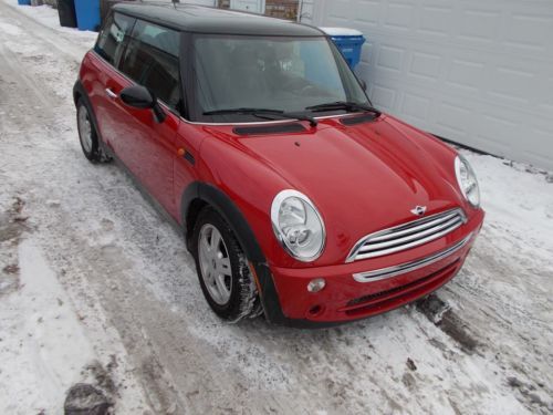 2006 mini cooper cv only 47,000 miles drives great