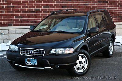 01 wagon awd leather sunroof heated seats third row alloy roof rack black clean