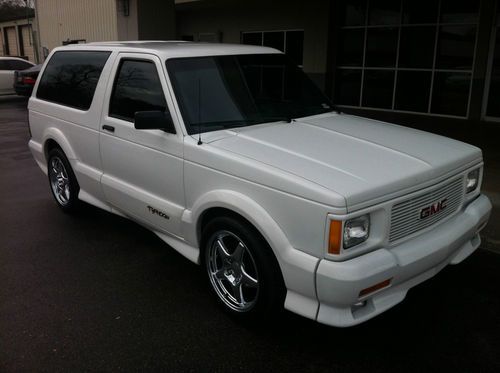 1993 gmc jimmy "typhoon", super clean, awd, fast, only 72k miles, 4.3 lit turbo