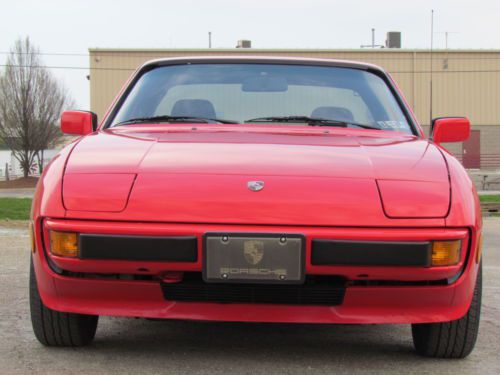 1987 porsche 924s with 16,997 miles