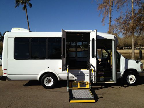 2008 ford diesel shuttle bus 11+passenger van with handicap lift