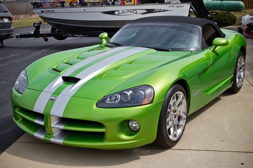 2008 dodge viper srt-10 custom factory paint 2400 original miles