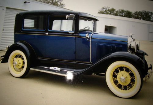 1930 two door sedan ford model a