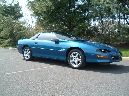 Z28    30k, auto, super clean, one owner,  many upgrades