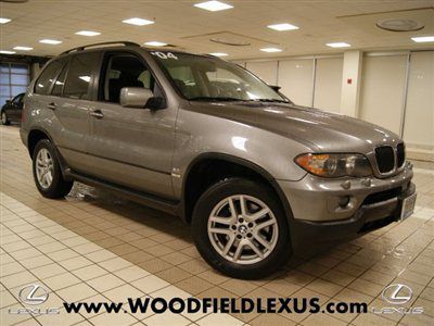 2004 bmw x5; runs and looks great! low reserve!