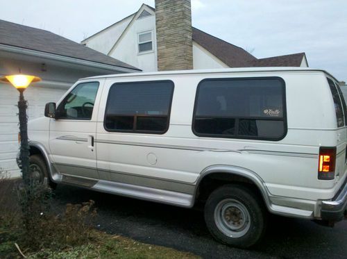 2004 ford e-250  with only 66,000 miles and wheelchair lift