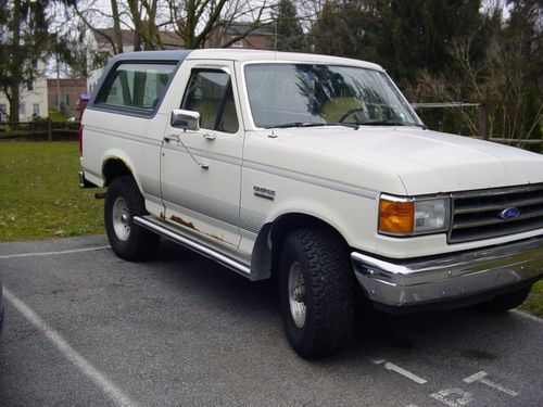 1989 ford bronco custom sport utility 2-door 5.0l
