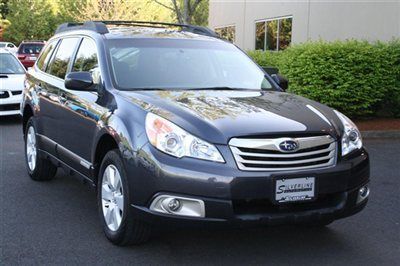 2011 subaru outback 2.5 limited. clean. only 19k miles.