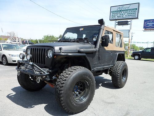 2005 jeep wrangler x 4.0l i6 6-speed manual 4wd 4x4 lifted soft top 37" goodyear