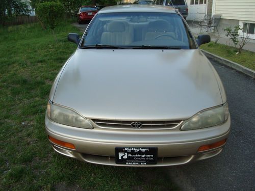 1995 toyota camry xle 4cyl 2.2l engine,w/remote starter,no reserve/one owner car