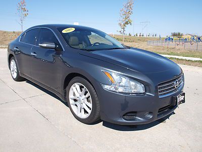 2010 nissan maxima / roof / leather / 52k miles / warranty