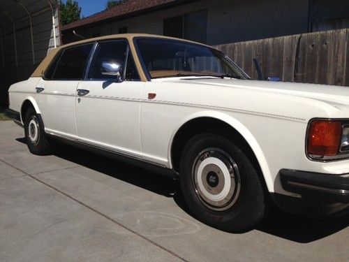 1987 rolls royce silver spur 132k white tan, excellent condition!