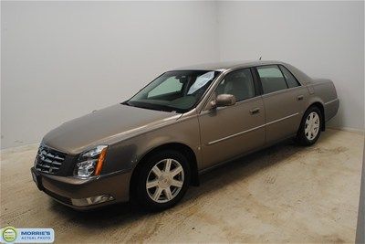 2006 cadillac dts 89k, heated leather,very clean
