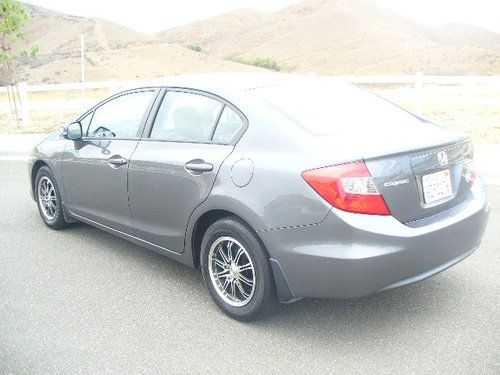 2012 honda civic sdn 4dr auto gx, can have hov sticker, save mony and time.
