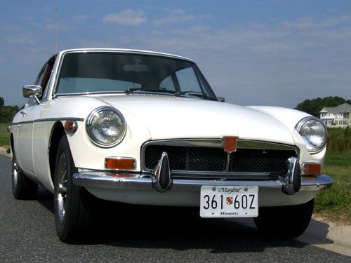 Classic 1973 mgb / gt coupe