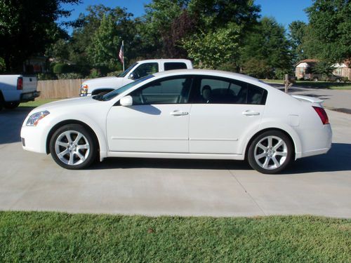 2008 nissan maxima leather, super clean, low miles