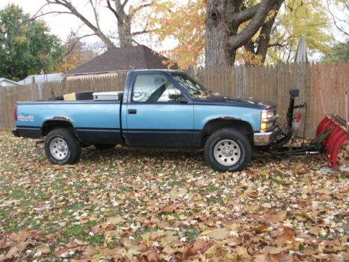 1993 chevrolet k2500  pickup 5.7l with with western snow plow 4x4