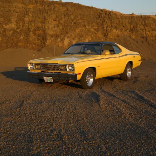 1974 plymouth duster 318 4bbl - w/ factory steel sunroof - oh so rare!