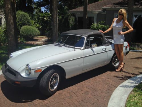 Very nicely restored classic  white mgb runs like a champ,also has ice cold ac
