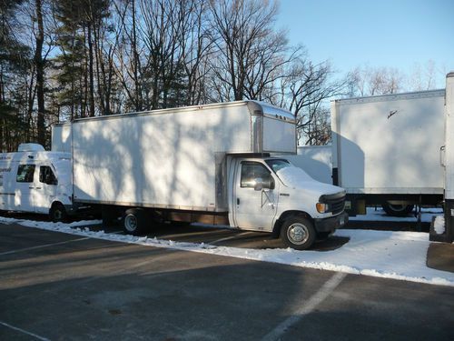 E 350 7.3 diesel 1996 17' cube box truck w/ attic for parts or repair