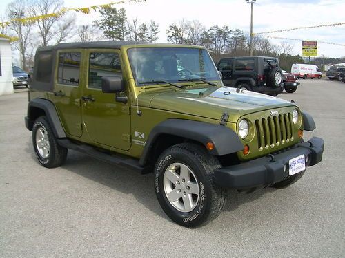 2008 jeep wrangler 4x4 unlimited x with only 30,370 miles!!!!