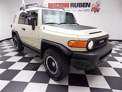 Certified manual 4wd 4dr auto toyota fj cruiser trail team special edition