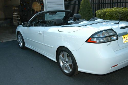 2010 saab 9-3 convertible-24k-cold weather pkg-leather-automatic