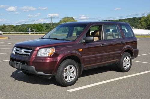 One owner honda pilot lx with 7 passenger clean carfax no reserve awd suv