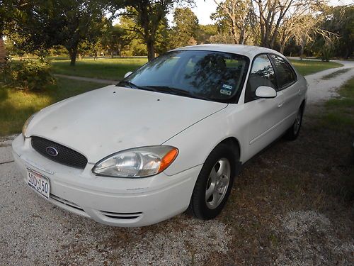 2004 ford taurus with only 29,785 original miles!!