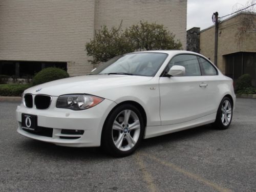 2011 bmw 128i, only 26,987 miles, warranty, just serviced