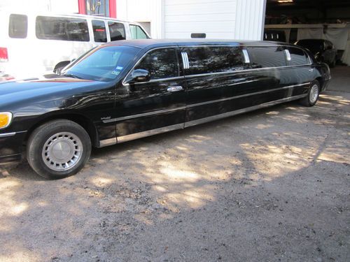 120" debryan -black-limousine, 9 passenger