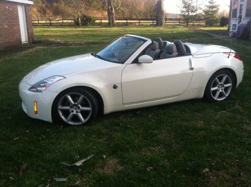 2004 nissian 350z enthusiast convertible