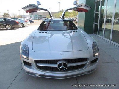 Sls amg coupe 6.3l nav cd locking/limited slip differential rear wheel drive abs