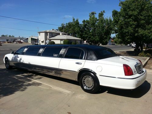 No reserve 1998 lincoln town car 120" limo tiffany qvm