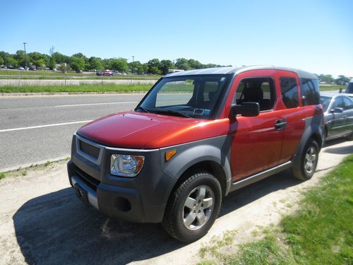2003 honda  element ex awd  and automatic sunroof no reserve 139k