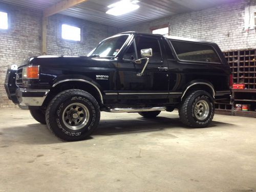 1991 ford bronco double black 351 v8 very clean!!!!