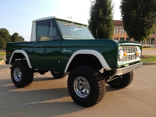 1974 ford bronco,302,auto,extremely nice halfcab driver,must see this one!!