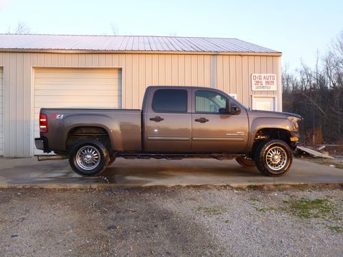 Duramax diesel, z71, clean title, repairable, wreck, not salvage, easy fix