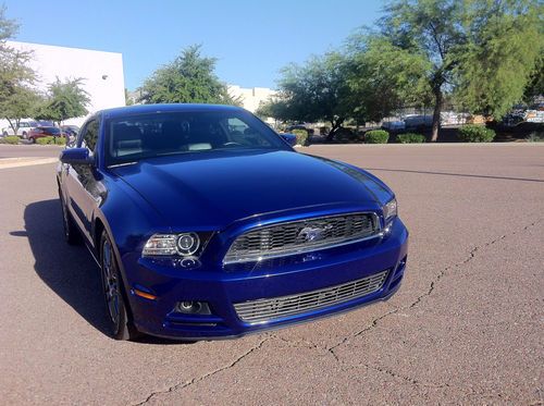 2013 ford mustang coupe 3.7l v-6 automatic