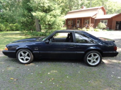 1989 (25th anniversary edition) ford mustang lx, 5.0 liter, no rust, new paint
