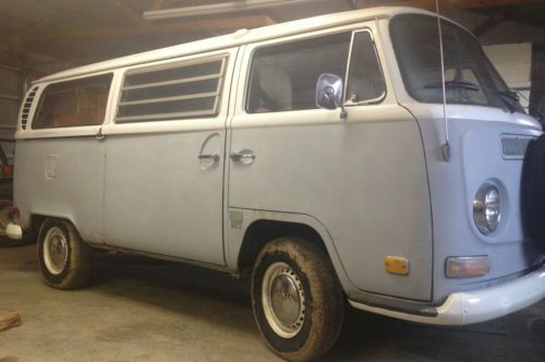 1971 volkswagen bus/vanagon camper, weekender, grey/white