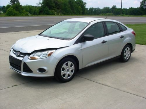 2012 ford focus  no reserve salvage damaged rebuildable repairable