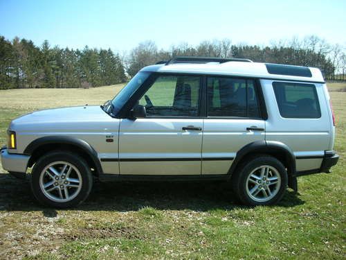 2004 land rover discovery se7   no reserve!