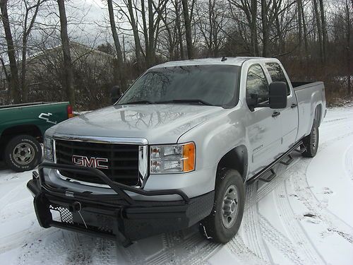 2010 gmc  sierra sle 2500hd crew cab long bed 4x4 6.0 ..only 24000 miles