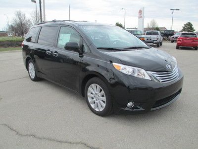 2012 new toyota sienna limited 132 miles