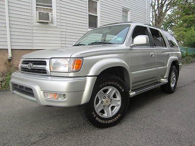 2000 toyota 4runner limited**4x4**leather**very clean**warranty