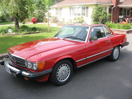 1989 mercedes-benz 560 sl convertible / low milage / blk leather int / show car