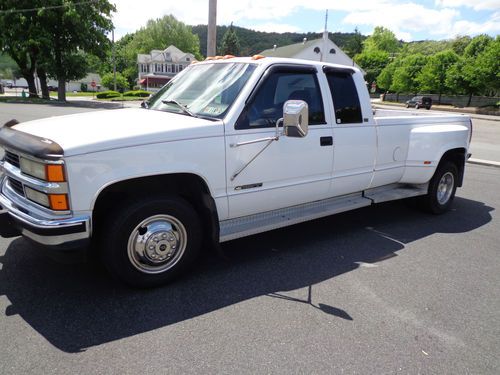 1997 cheverolet silverado 3500 diesel extended cab dully w/ xtra 100 gallon tank