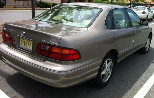 1999 toyota avalon, $3,500, 104k, family owned, excellent condition!